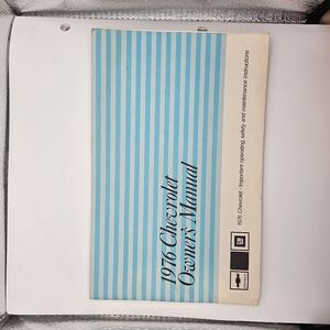 1976 Chevrolet Owner's Manual - Blue and White
